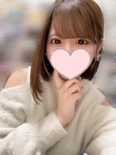ももね 素人系スレンダー美乳美肌女子(オススメ)さんの写真