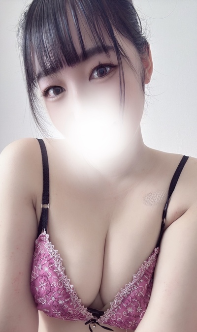 おと 黒髪清楚巨乳セラピスト(おすすめ)さんの写真
