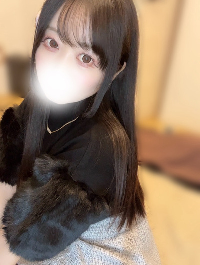 せな 黒髪清楚系美乳美肌(受付イチオシ)さんの写真