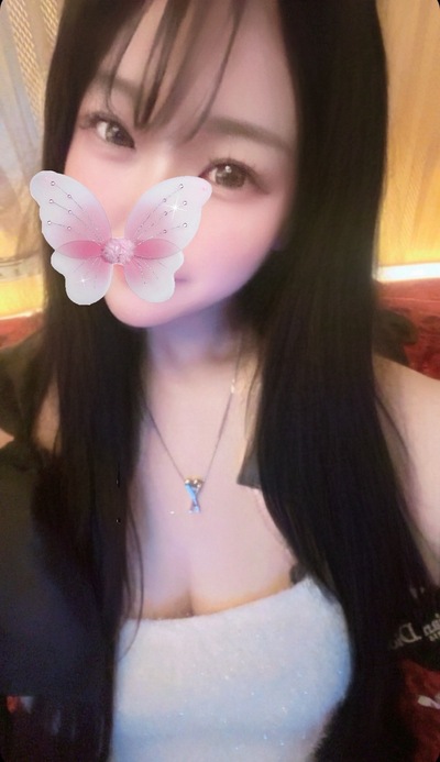 るん 黒髪清楚美乳美女(受付超イチオシ)さんの写真