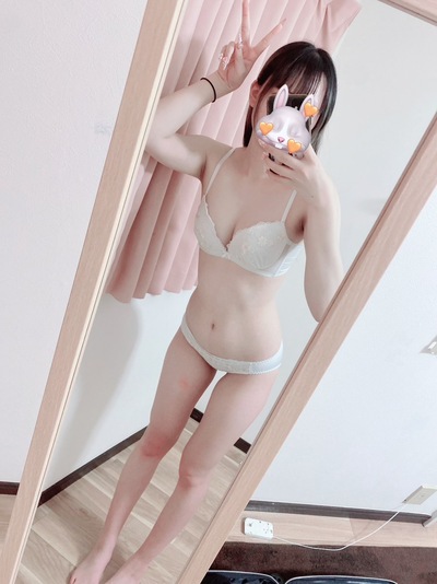 まい 清楚超美白美肌激カワ(受付イチオシ)さんの写真