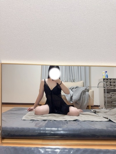 すみ 黒髪清楚ドM巨乳女子大生(受付イチオシ)さんの写真